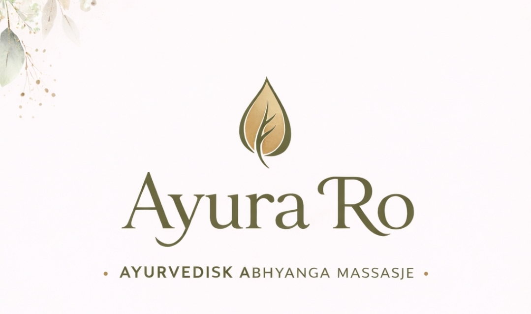Ayura Ro  logo